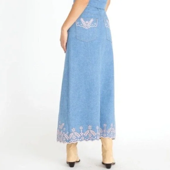 NWT Driftwood Serena Denim Maxi Skirt Sz 32 Blue Pink Eyelet Embroidered Slit‎ - Picture 2 of 14